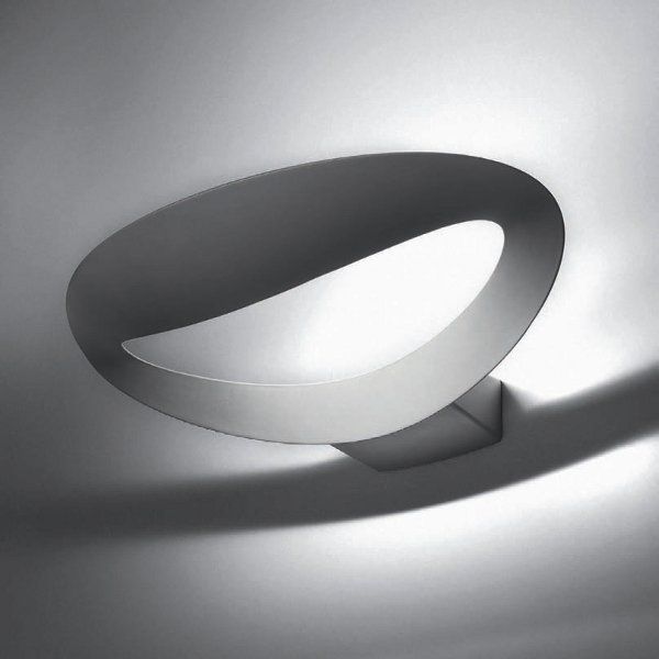 Mesmeri LED wall sconce, silver