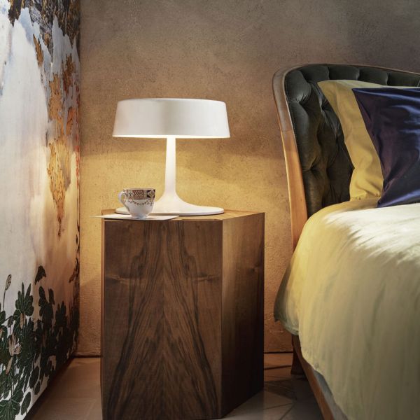 China medium Table lamp, white matt